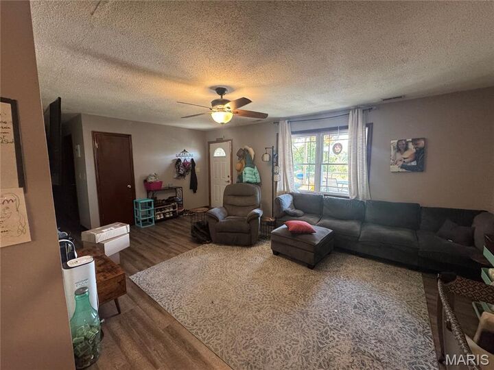 Property Photo: 1212 Highway J MO 63363
