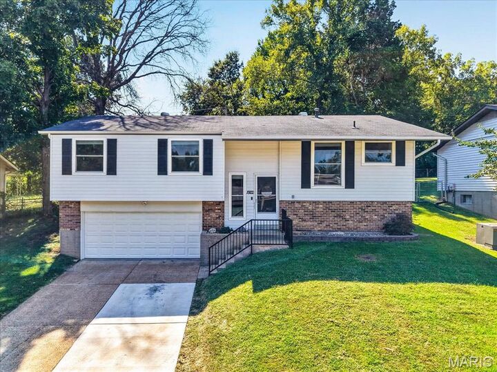 Property Photo: 1922 Catlin Drive MO 63012