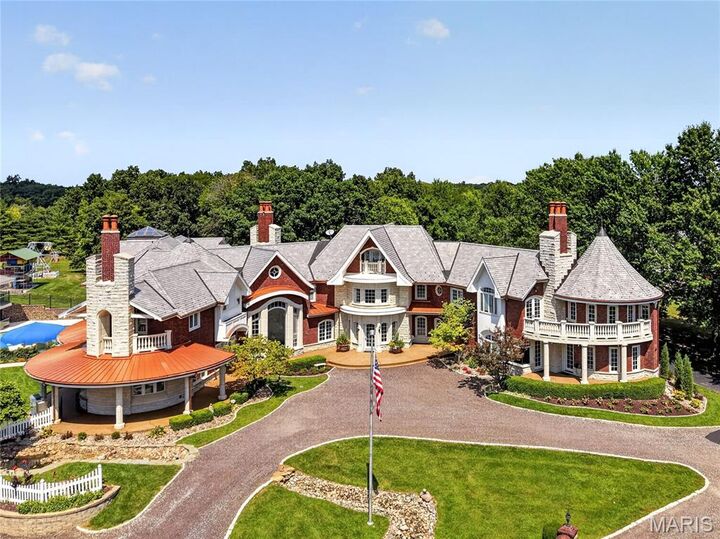 Property Photo:  7 Hillside Court  MO 63385 