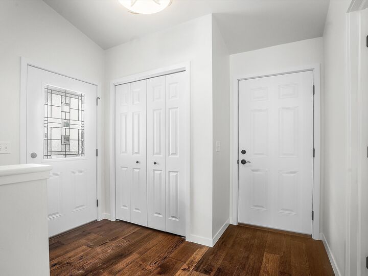 Property Photo:  1920 Ravenswood Ln  WI 54220 