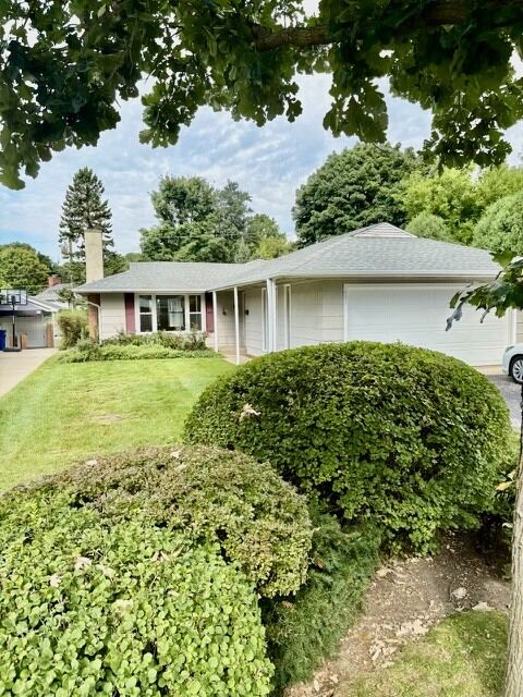 Property Photo:  531 Pinecrest Lane  IL 60091 