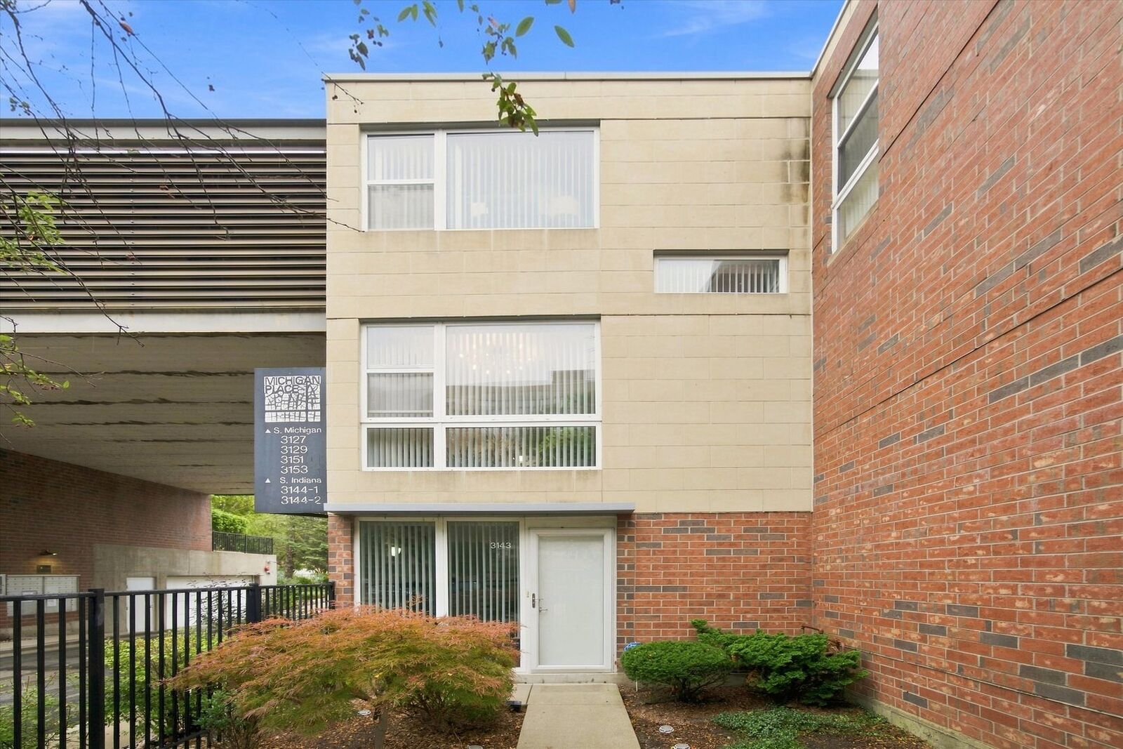 Property Photo:  3143 S Michigan Avenue  IL 60616 