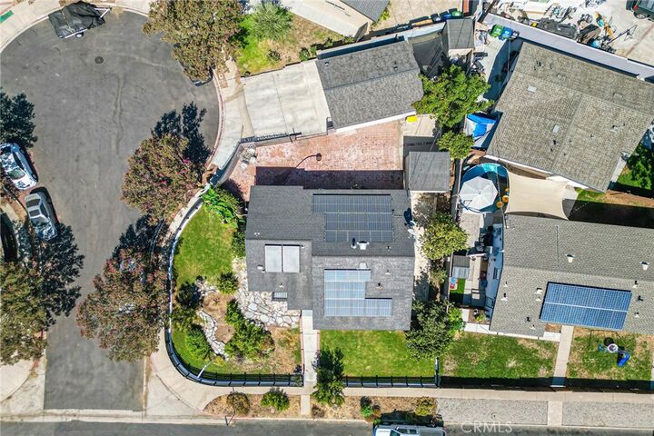 Property Photo:  14373 Berg  CA 91342 