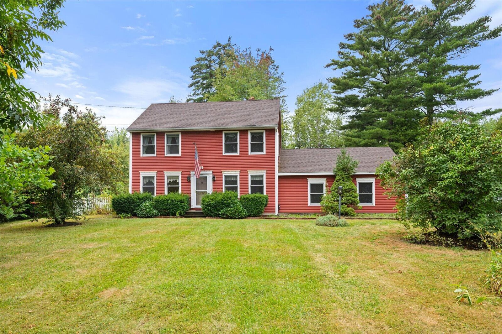 Property Photo:  125 Yankee Avenue  ME 04401 