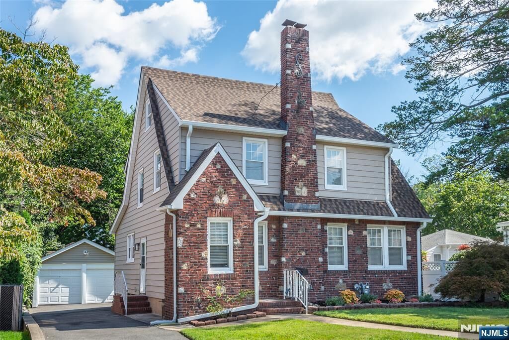 Property Photo:  1118 Van Houten Avenue  NJ 07013 