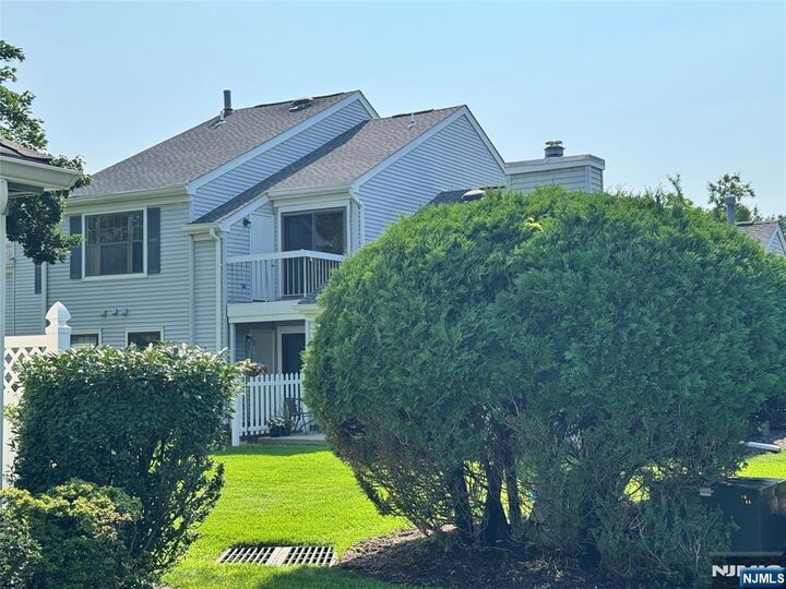 Property Photo:  29 Krinsky Court  NJ 07430 