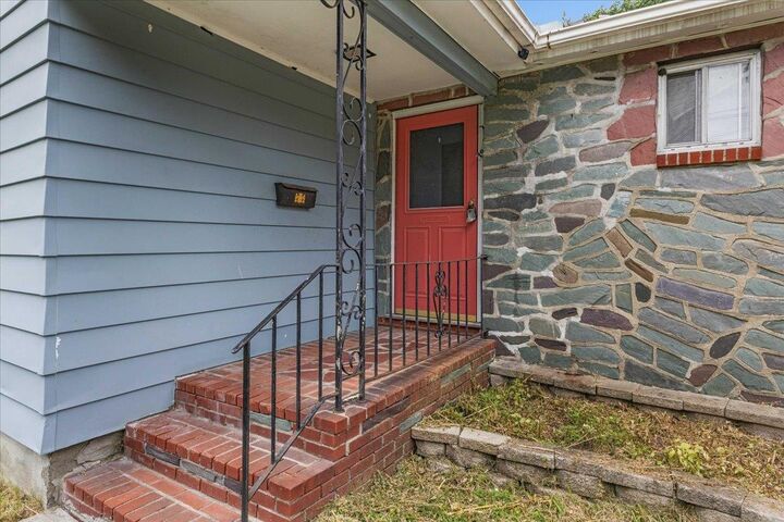 Property Photo: 184 Prospect Parkway VT 05401