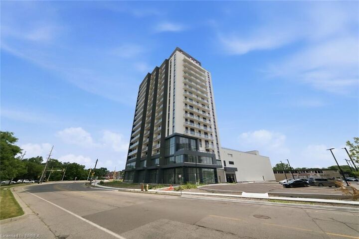 Property Photo:  33 Erie Avenue 1410  ON N3S 0K7 