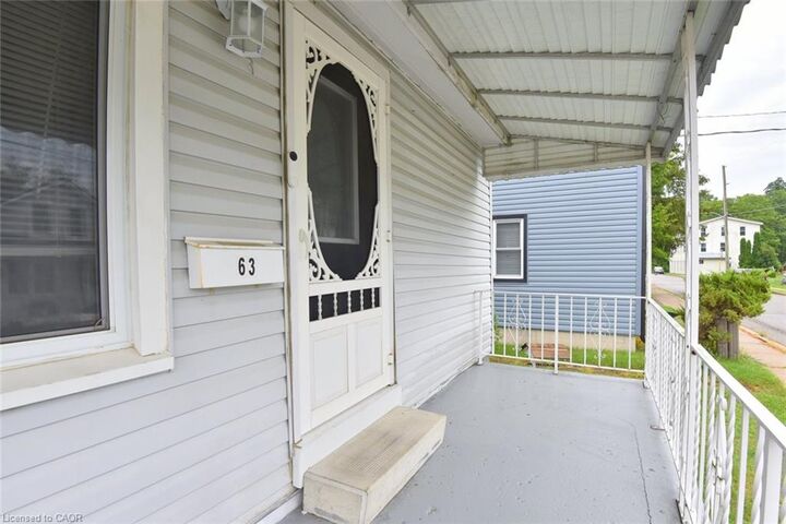 Property Photo:  63 Patterson Street  ON N3Y 1J4 