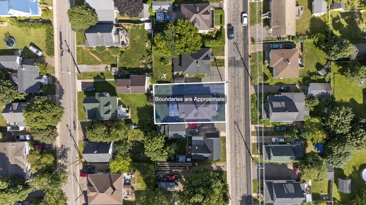 Property Photo:  175 Harvard Street  PE C1N 1R5 