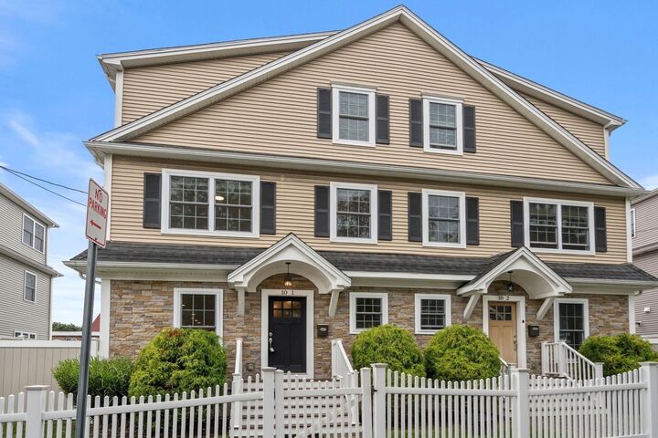 Property Photo:  10 Gale St 1  MA 02453 