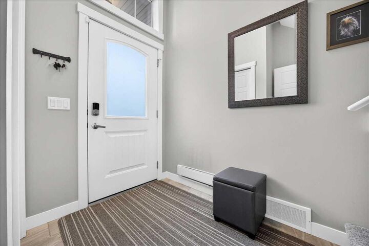 Property Photo:  66 Cranbrook Drive SE  AB T3M 0J1 
