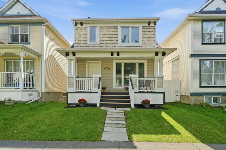 Property Photo:  99 Prestwick Circle SE  AB T2Z 3L8 