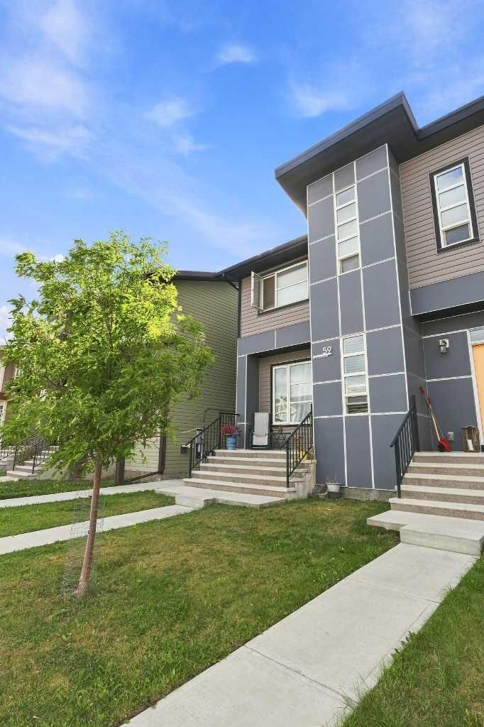 Property Photo:  59 Howse Rise NE  AB T3P 1L3 