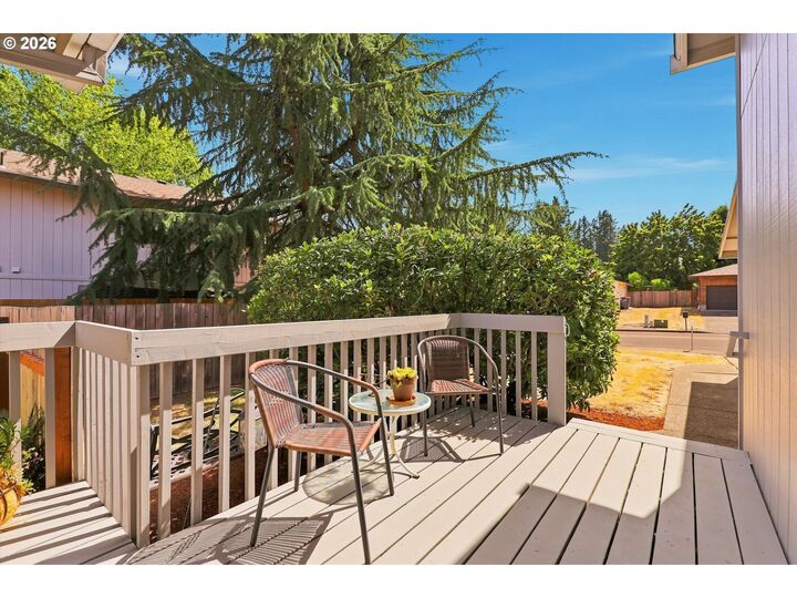 Property Photo: 1135 SW Fellows St OR 97128