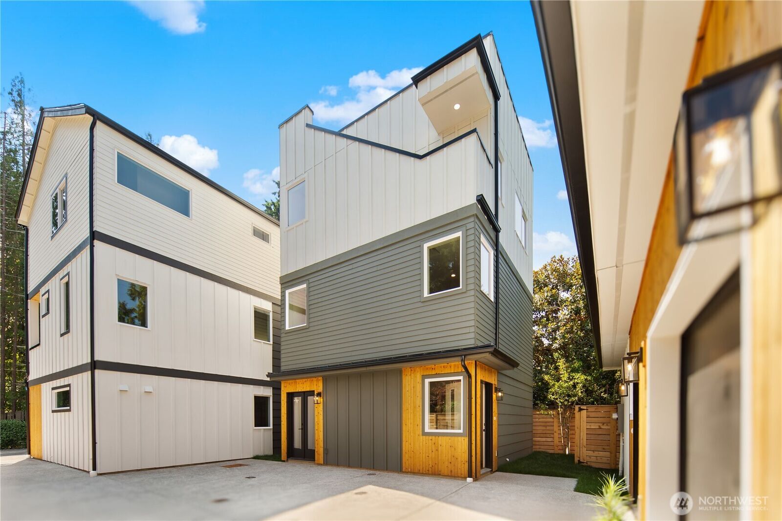 Property Photo:  2652 B NW 95th Street  WA 98117 