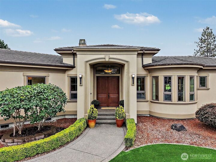 Property Photo: 24728 142nd Avenue WA 98042
