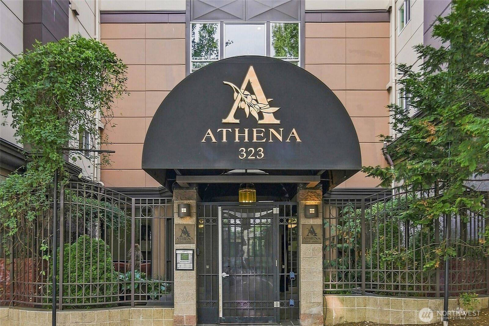 Property Photo:  323  Queen Anne Avenue N 510  WA 98109 