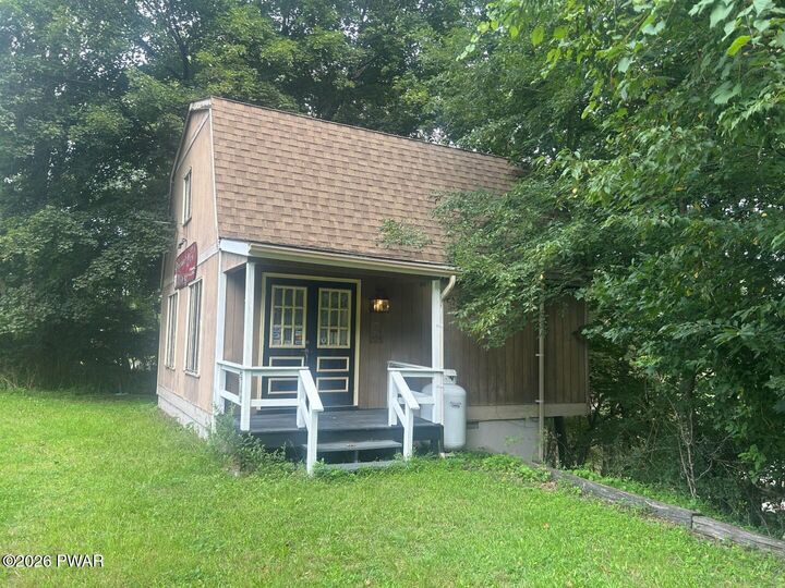 Property Photo:  225 Bellemonte Avenue  PA 18428 