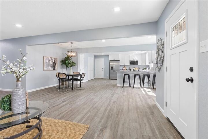 Property Photo: 3568 Dunedin Dr VA 23321