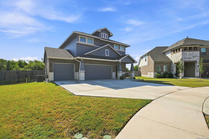 Property Photo: 4902 Village Park TX 78124