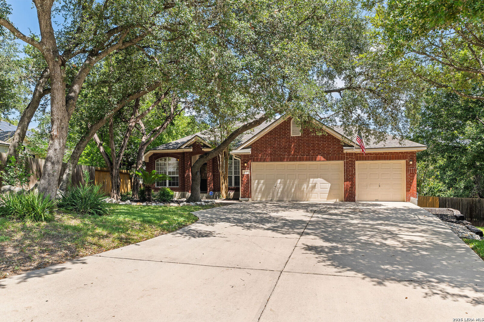 Property Photo:  8307 La Fleur  TX 78249 
