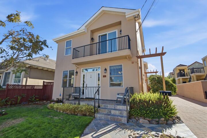 Property Photo:  1710-1712 Gum Street  CA 94402 
