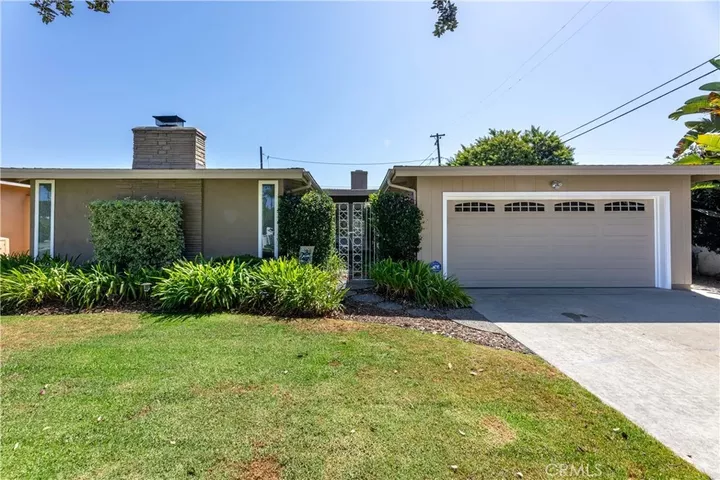 Property Photo:  2730 Marber  CA 90815 