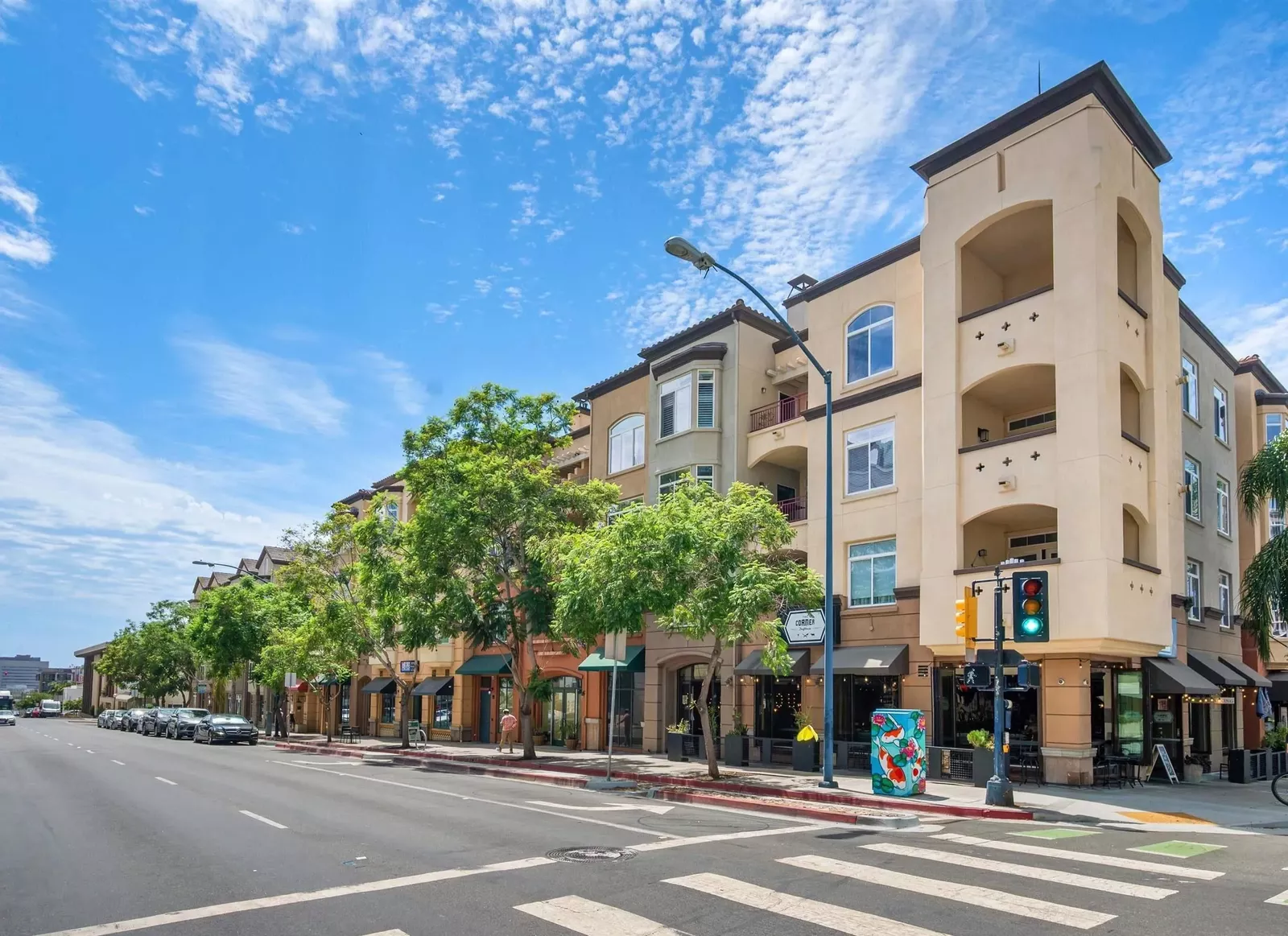 Property Photo: 2400 5th Ave 425 CA 92101