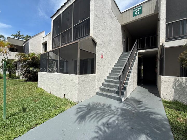 Property Photo:  7913 SW 104th St 105-G  FL 33156 