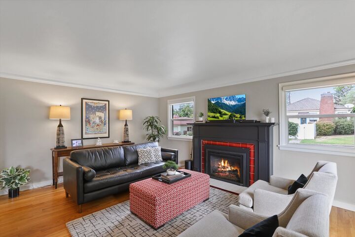 Property Photo:  3125 N Sheridan Ct  WA 99205 