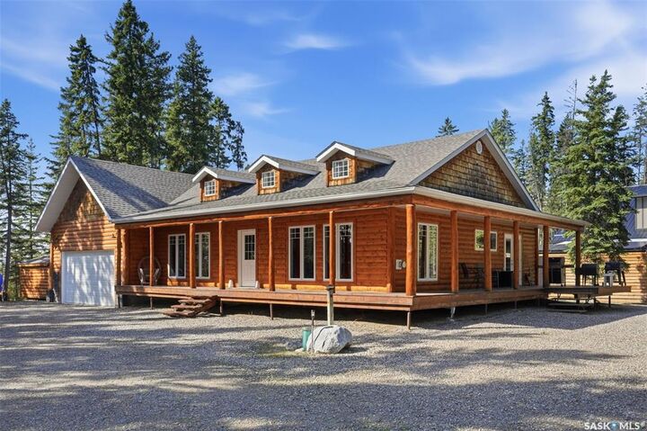 Property Photo:  4 Cessna Drive  SK S0J 3E0 