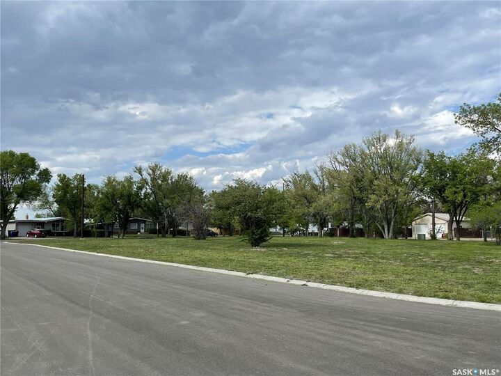 Property Photo:  40 Kenney Crescent  SK S4H 1L3 