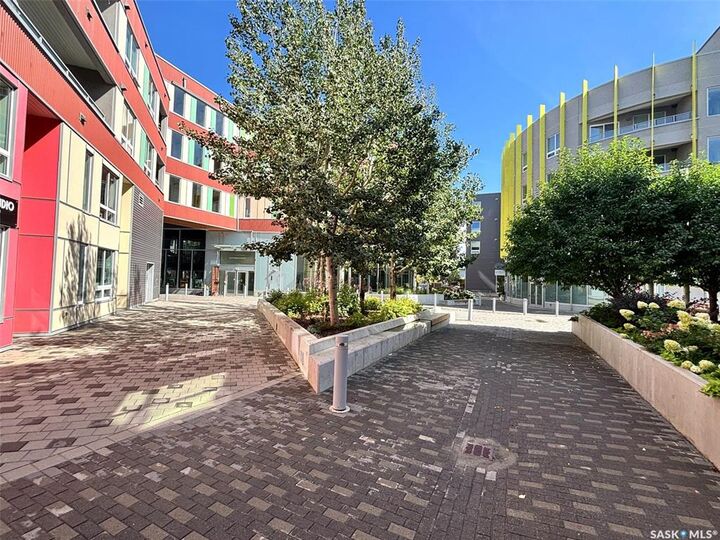 Property Photo:  404 C Avenue S 408  SK S7M 5M9 