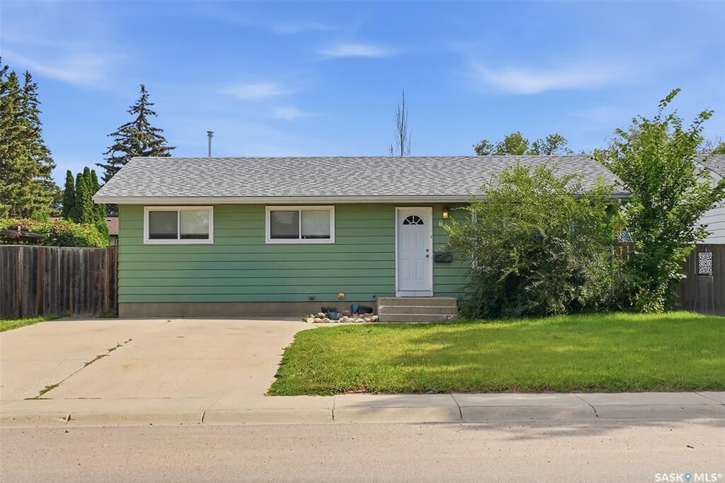 Photo de la propriété: 814 Steeves Avenue SK S7L 5N1