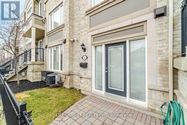 Property Photo:  5005 Oscar Peterson Boulevard 5  ON L5M 0P4 