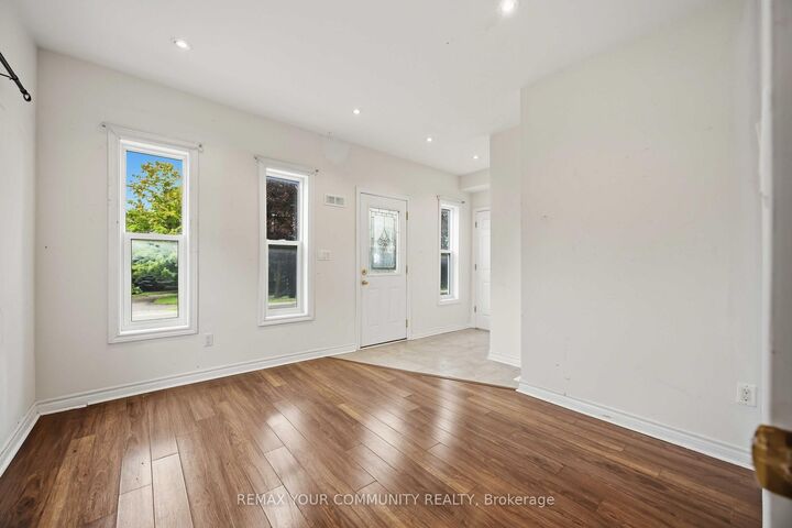Property Photo:  4973 Old Brock Road  ON L1Y 1B1 