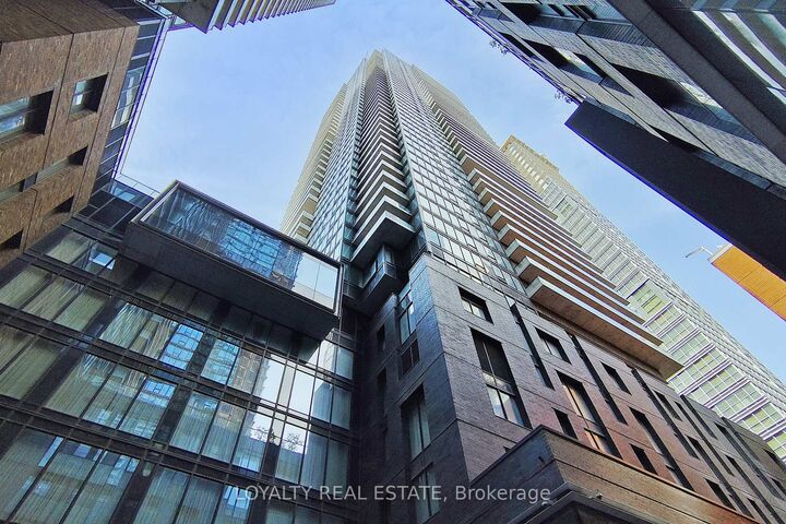 Property Photo: 115 Blue Jays Way 3705 ON M5V 3T3