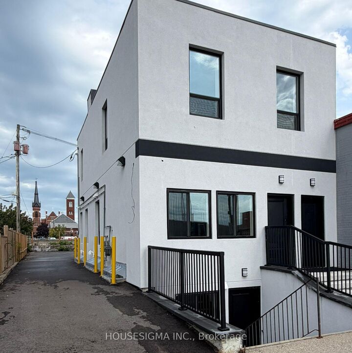 Property Photo: 28 West Street N Lower Level Unit ON L3V 5B8