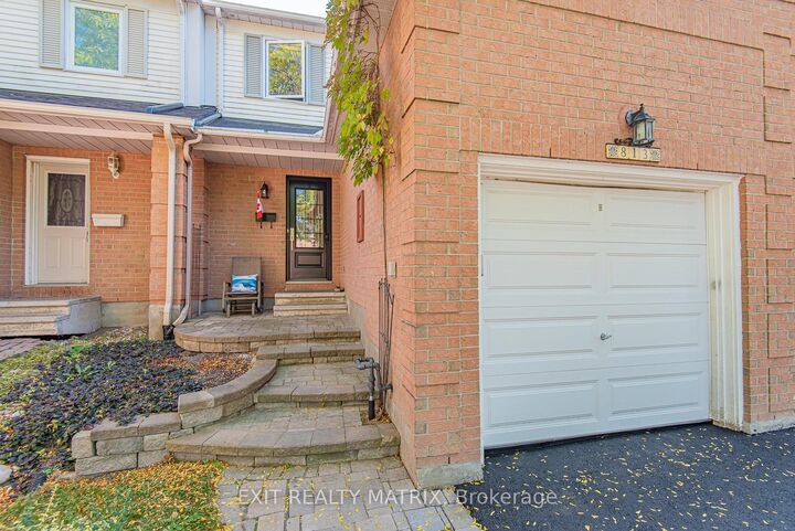 Property Photo:  813 Clearcrest Crescent  ON K4A 3E8 
