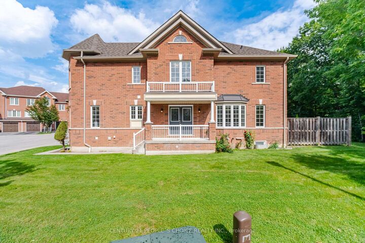 Property Photo: 7360 Zinnia Place 124 ON L5W 2A5
