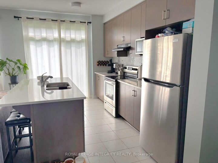 Property Photo:  261 Ormiston Crescent  ON K2J 7E4 
