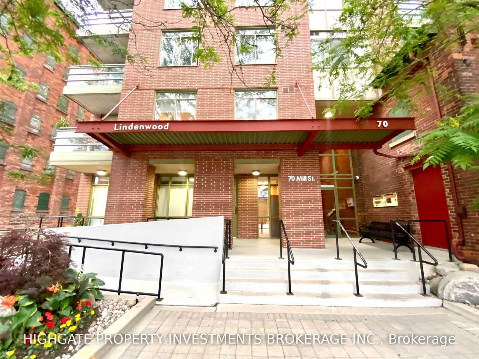 Property Photo:  70 Mill Street 510  ON M5A 4R1 