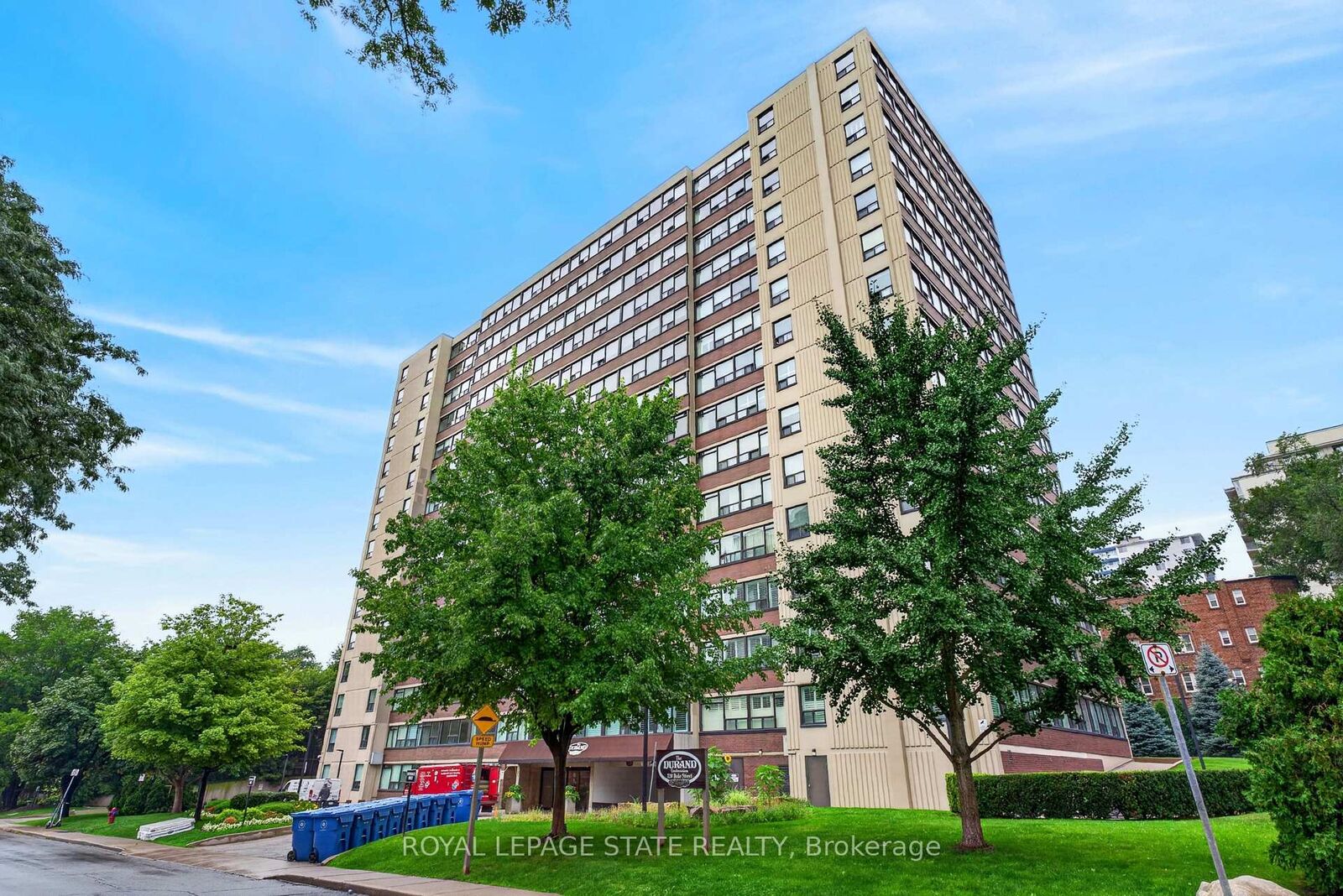 Property Photo:  120 Duke Street 1106  ON L8P 4T1 