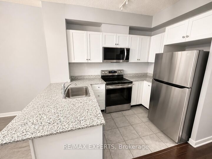 Property Photo:  1359 Rathburn Road 209  ON L4W 5P7 
