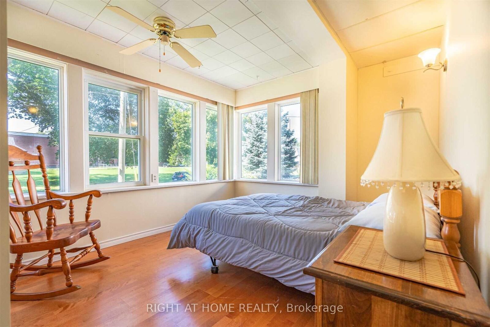 Property Photo:  4717 Epworth Circle  ON L2E 1C7 