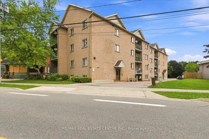 Property Photo: 1522 King Street E 403 ON N2G 2P1