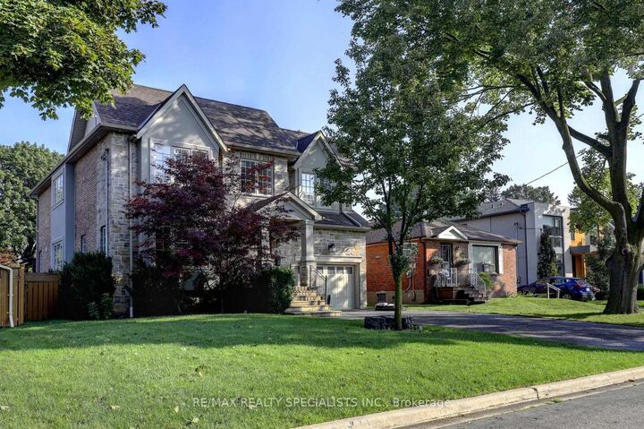 Property Photo:  7 Fairlin Drive  ON M9B 4J1 