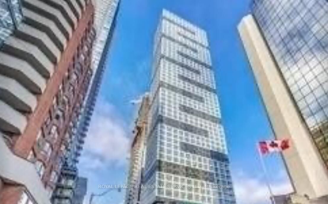 Property Photo:  181 Dundas Street E 3010  ON M5A 0N5 