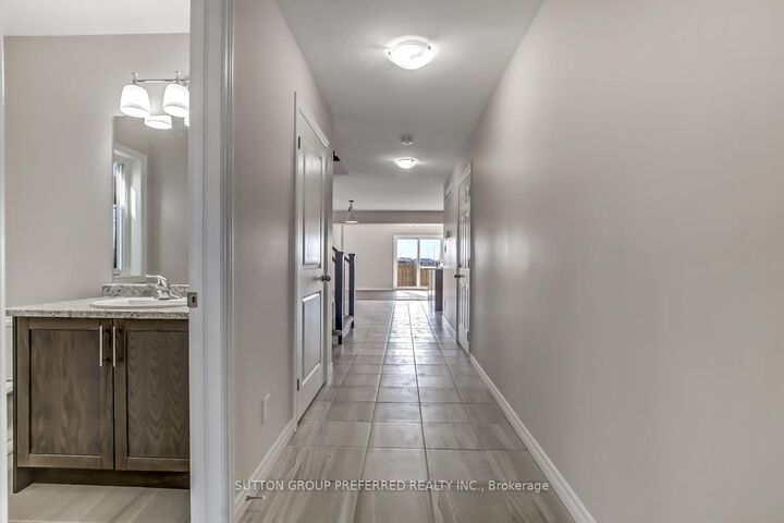 Property Photo:  371 Kennington Way  ON N6L 0H4 